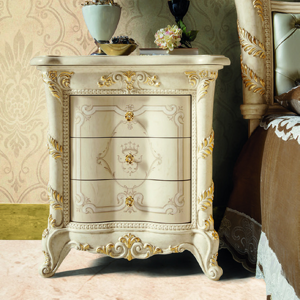 Nachttisch Madame Royale