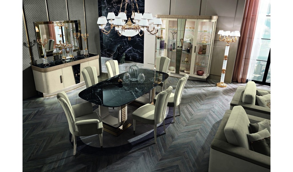 Italienisches Esszimmer und Wohnzimmermöbel Diamond